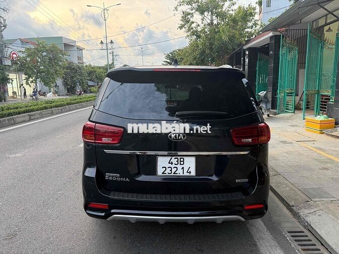 Kia Sedona 2019 Dầu Xanh đen