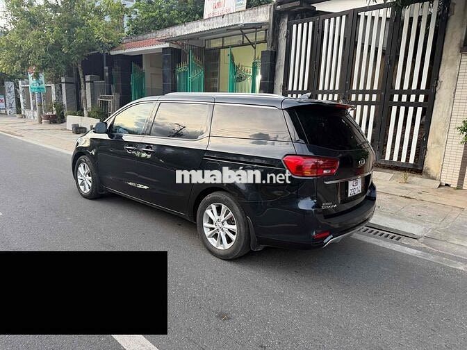 Kia Sedona 2019 Dầu Xanh đen