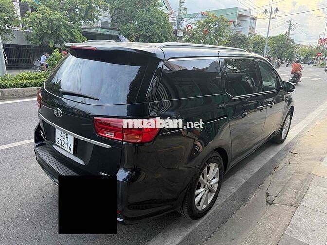 Kia Sedona 2019 Dầu Xanh đen