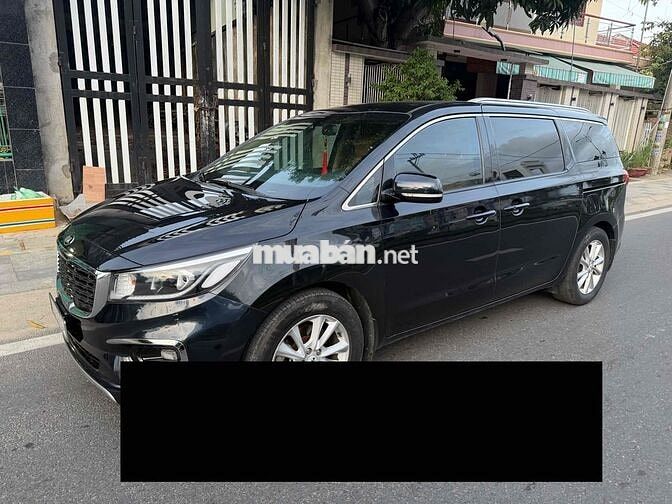 Kia Sedona 2019 Dầu Xanh đen