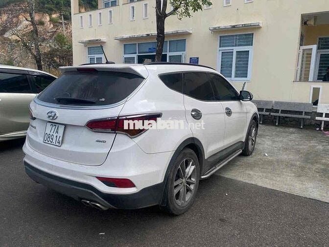 Hyundai SantaFe 2017 Trắng 45000km