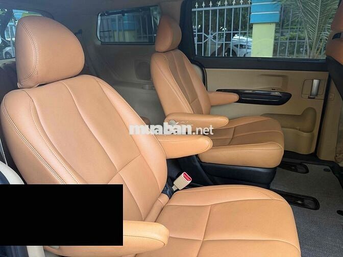 Kia Sedona 2019 Dầu Xanh đen