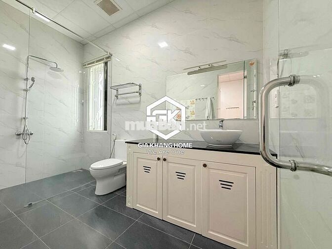 CHO THUÊ BIỆT THỰ SÂN VƯỜN PHÍA NAM NHA TRANG CÓ HỒ BƠI 3 PHÒNG NGỦ