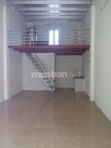 Cửa hàng tại làng Nguyên Xá, cạnh trường ĐH Công nghiệp Hà Nội