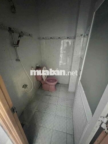 Cần cho thuê nhà đường xe tải thông 4x18m đúc lửng 2pn 2wc 8.5tr