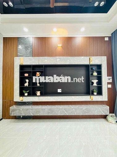 Bán Nhà Phố - Hoàn Công- 3PN - Sân Ô Tô - Gần Chợ Phúc Lâm- Giá: 4550