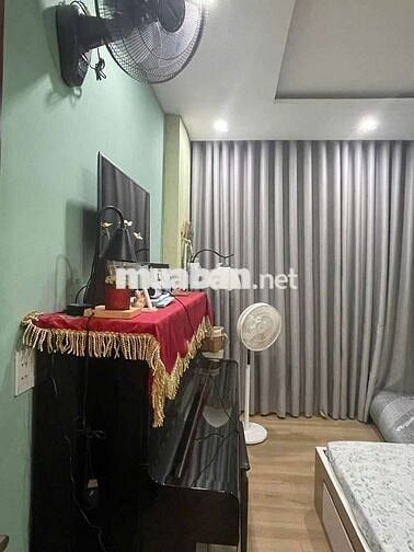 Nhà Full Nội Thất 1 Trệt 2 Lầu 3PN 3WC Hẻm Lâm Văn Bền