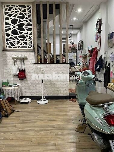 Nhà Full Nội Thất 1 Trệt 2 Lầu 3PN 3WC Hẻm Lâm Văn Bền