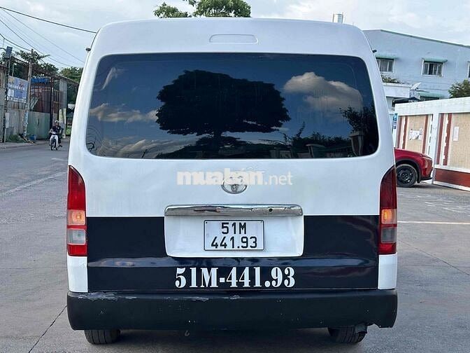 Toyota Hiace 16 chỗ Trắng, Đen