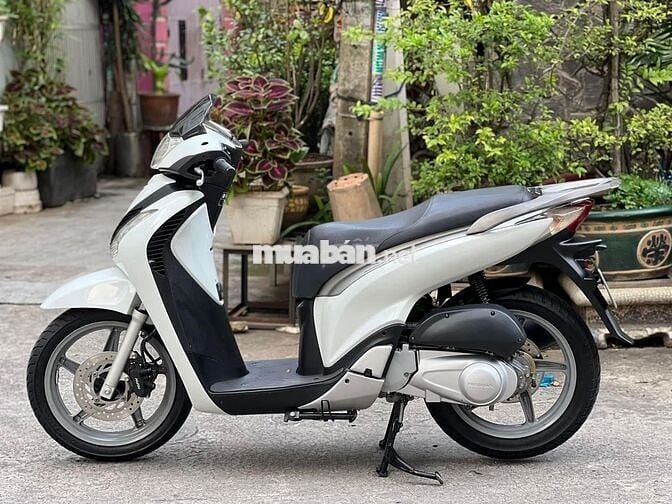 Honda SH 2010 Trắng đen 150CC Tự động