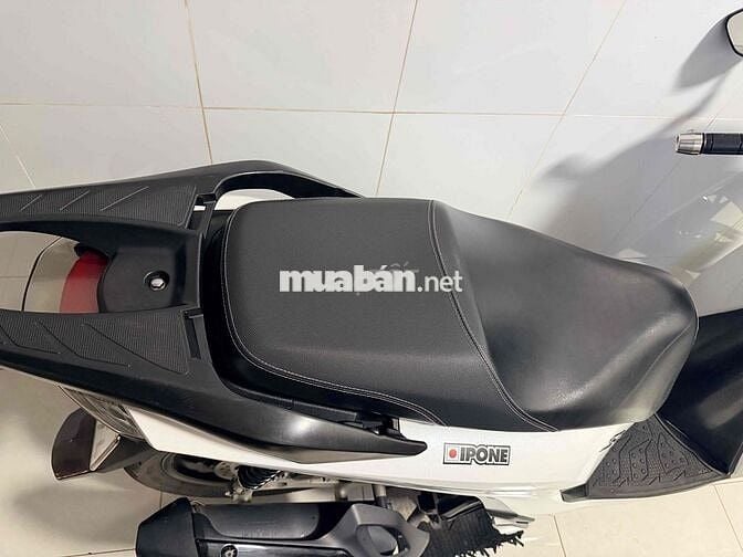 Honda SH Trắng đen Xăng