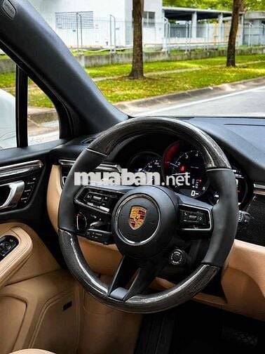 Porsche Macan 2022 Trắng PDK 21 ngàn km