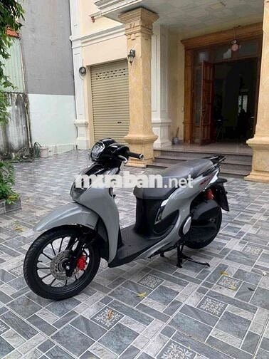 Honda SH Mode 2025 Xám xi măng 1000 km