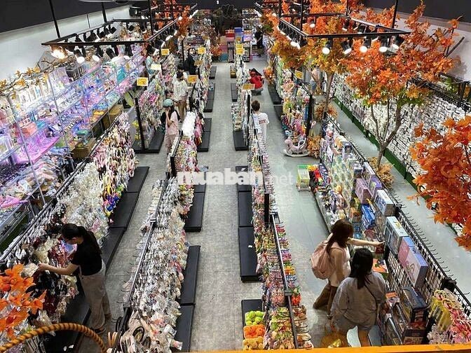 NHÂN VIÊN BÁN HÀNG PHỤ KIỆN THỜI TRANG