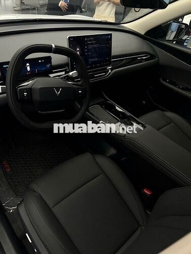 VinFast VF 8 All New SUV điện Đỏ