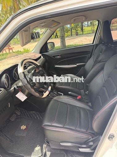 Suzuki Swift GLX Special 2022 Trắng