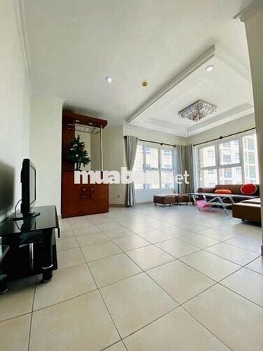 Chung cư Phúc Yên lầu cao thoáng 3PN 3WC view hồ bơi giá chỉ 15tr.th