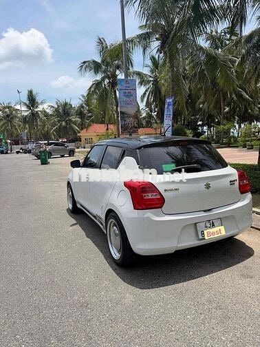 Suzuki Swift GLX Special 2022 Trắng