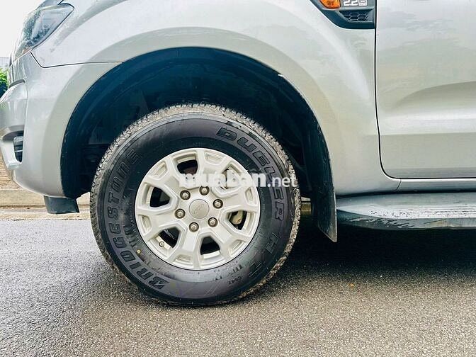 Ford Ranger XLS 2019 Thái Lan Tự động Cát