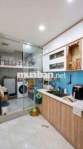 Bán Chung cư Nguyễn Tri Phương, QUẬN 5, DT 8x8 (63 m2), giá 4.5 tỷ