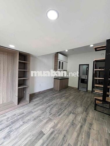 Căn Duplex Ban công Rộng 40m2 ngay HVHK - Lotte Cộng Hoà - Pico Plaza