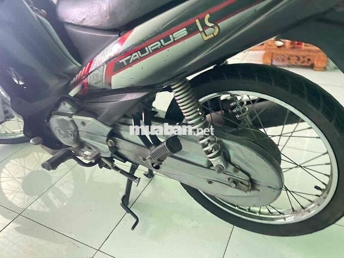 Yamaha Taurus Đen