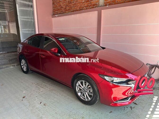 Mazda 3 Luxury 2025 4500 km Đỏ