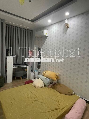 Nguyên căn 3PN full nội thất hẻm ba gác lâm văn bền