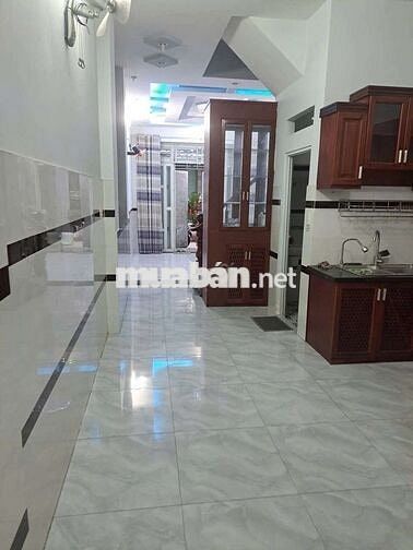 Cho thuê nguyên căn trống rộng, 5pn 5wc, hẻm 1/ Đường số 8 p11 gò vấp