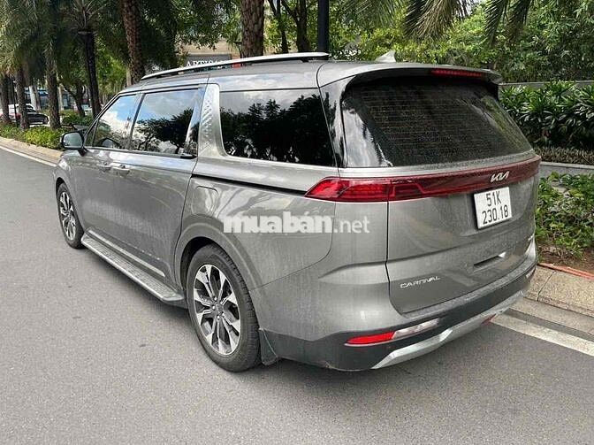 Kia Carnival Signature 7 chỗ 84.382 km