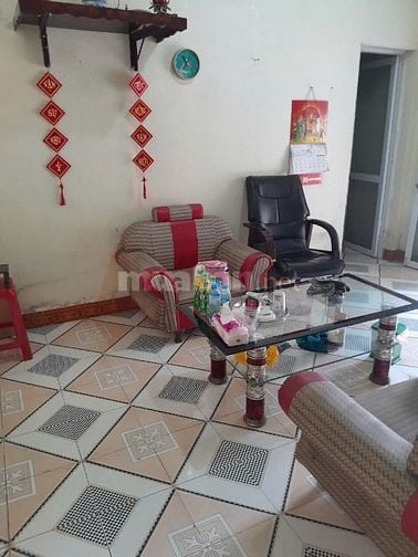 Cho thuê nhà cấp 4 có sân vườn, nhà kho, khu chăn nuôi