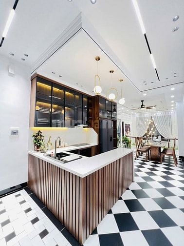 Bán nhà phố Ngọc Khánh, Ba Đình 58m, 6 tầng, mt 4.6m. Giá: 15.8 tỷ