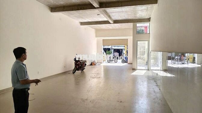 CHO THUÊ TÒA NHÀ MẶT TIỀN NGUYỄN OANH, P.17, Q.GÒ VẤP