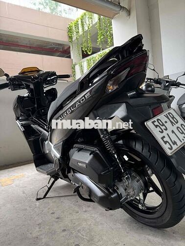 air blade 160ABS đen bạc 6/2024 đi ít chính chủ