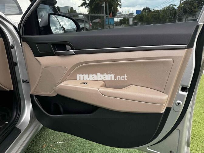 Hyundai Elantra 2018 2.0 Bản Full Sport 1 chủ