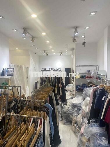 BÁN NHÀ MẶT TIỀN KHU VỰC MÙA BÁN ẨM THỰC TRƯỜNG SA PHÚ NHUẬN HCM