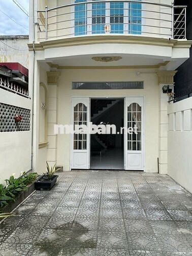 Cho thuê nhà nguyên căn, hẻm xe hơi
