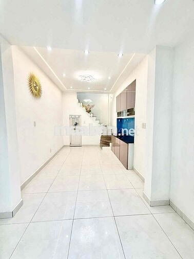 Bán nhà Nguyễn Thượng Hiẻn,25m2, 2 Tầng, 2PN,Hẻm xe hơi , TL