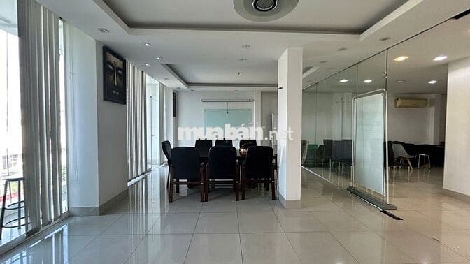 Cho thuê gấp VP mặt tiền Âu Cơ, Tân Phú - 144m2 - Giá 25tr/tháng