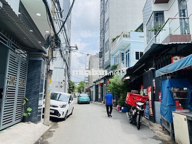 BÁN GẤP ĐẤT 2 MẶT TIỀN_HẺM XE HƠI LINH TRUNG_NGANG 9M VUÔNG VỨC