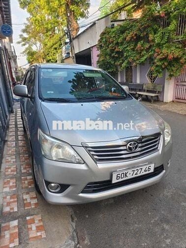 Toyota Innova 2012 Bạc Số sàn