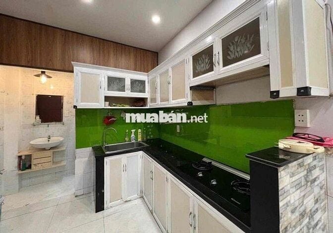 nhà nc mới đẹp 3x10 tr lầu 1pn 2vs trần hưng Đạo p.cầu kho Q1