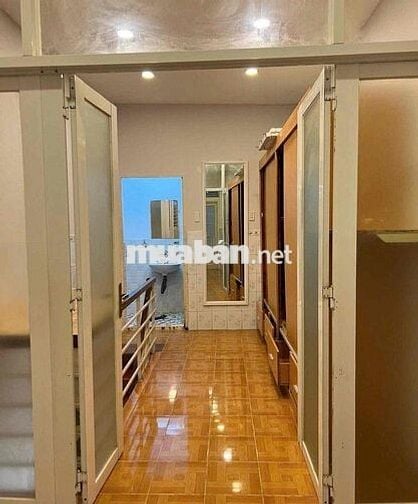 nhà nc mới đẹp 3x10 tr lầu 1pn 2vs trần hưng Đạo p.cầu kho Q1