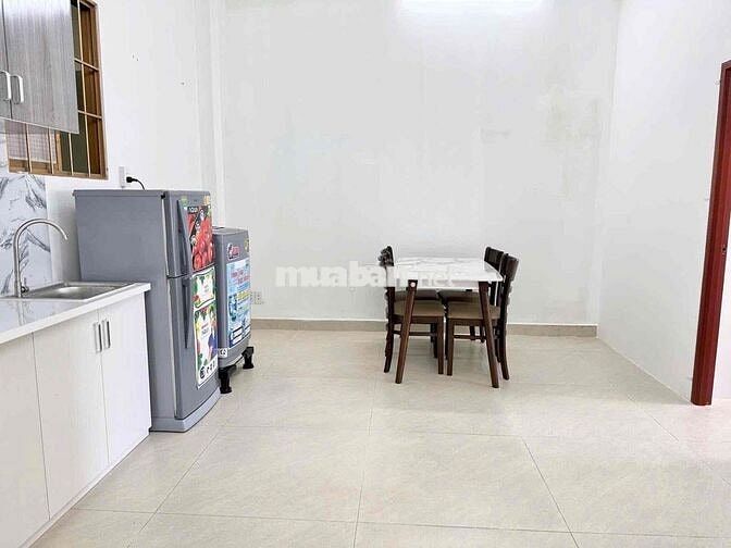 Căn hộ 2PN/1PK/Ban công Rộng 60m2 ngay Etown Cộng Hoà - Bình Giã