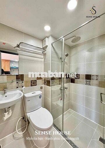 Cho thuê căn hộ duplex rộng thoáng, trần cao ngay kdc HimLam, sát tdtu