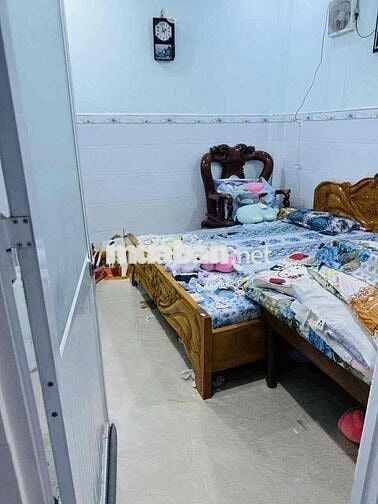 NHÀ RỘNG ( SÂN XE HƠI ) TRỆT LẦU 3PN 2WC. ĐƯỜNG XE TẢI