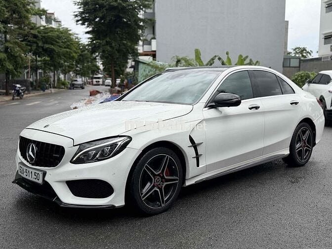 Mercedes-Benz C300 AMG 2017 Trắng 70000 km