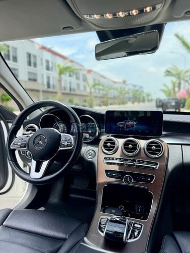 Bán xe Mercedes Benz C200 Excutive, sản xuất 2021, xe mới đẹp