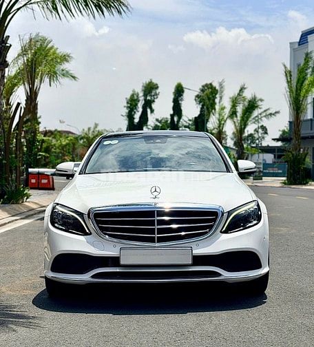 Bán xe Mercedes Benz C200 Excutive, sản xuất 2021, xe mới đẹp