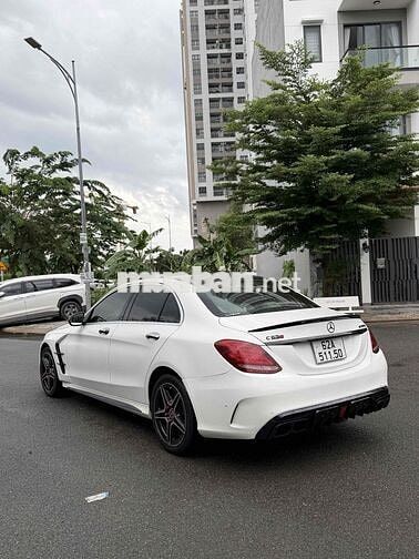 Mercedes-Benz C300 AMG 2017 Trắng 70000 km